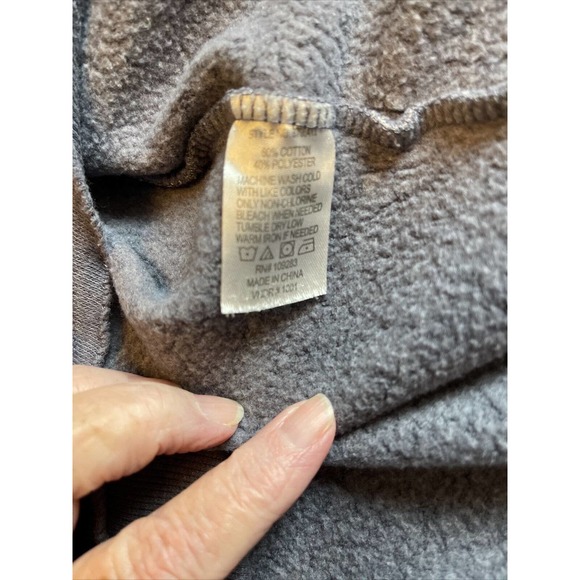 3 for $25-Ocean Drive Clothing Co. Women Gray Sweatshirt Medium - Picture 5 of 8